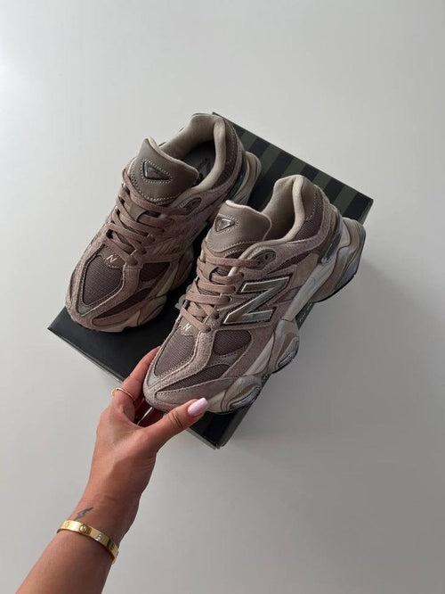 New Balance Brown